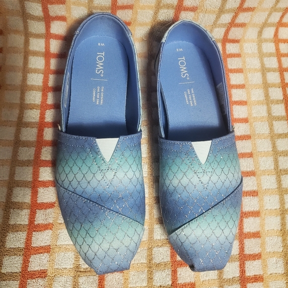 Toms Alpargata mermaid scales print size 8 - Picture 5 of 5